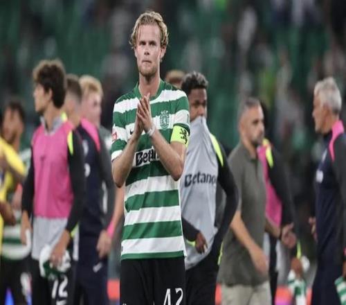 首次后卫在,温布利助英,格兰任意球,亚博体育,亚博体育官网,亚博体育app,亚博体育下载